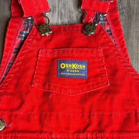 Vintage Made in the USA OshKosh B'gosh Bright Red Kids Overalls - Picture 4 of 9